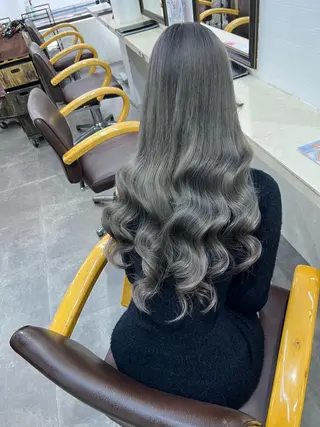 ロング カラー ✨️ヘアサロン ユートピア✨️のヘアスタイル