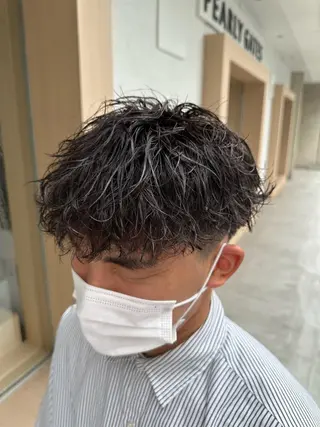 パーマ メンズ メンズパーマ 宮本礼慈のヘアスタイル