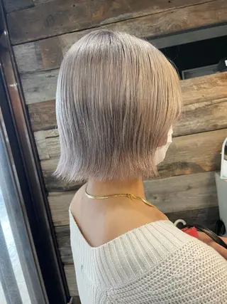 ショート andKおもろまち店 艶ダブルカラー✨のヘアスタイル