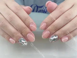 ネイル 神田 ココナッツのネイルデザイン