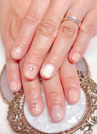 ネイル CROWN プライベートサロンのネイルデザイン