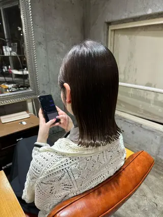 セミロング yelm所属・🫒オリーブカラー ミディアムレイヤー✨のヘアスタイル