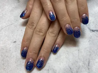 ネイル ネイルリボン 受付スタッフのネイルデザイン