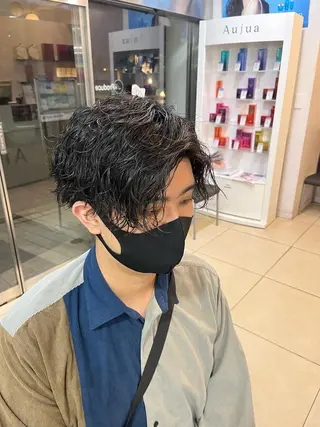 ミディアム パーマ メンズ 韓国風メンズ/毛流れ ヘアなら須田龍世のヘアスタイル