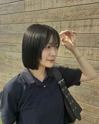 ショート カラー 笠原 凪のヘアスタイル