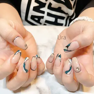 ネイル UrakoNail 《nail》のネイルデザイン
