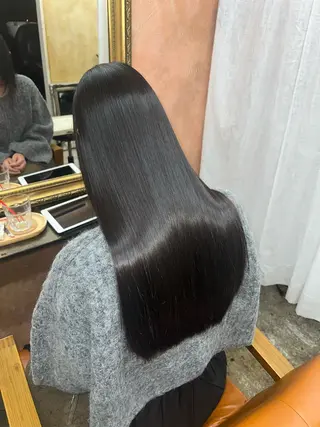 ロング ともざねゆか UniQ/岡山駅のヘアスタイル