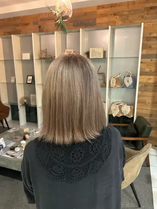 セミロング カラー 髪質改善/ストレート パーマ長久手/ひかるのヘアスタイル
