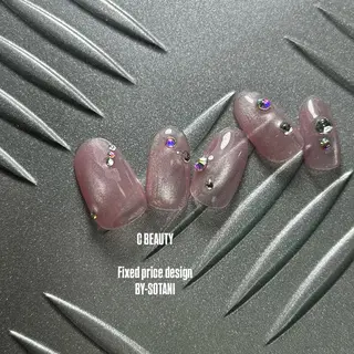 ネイル C BEAUTY／ KAEDEのネイルデザイン