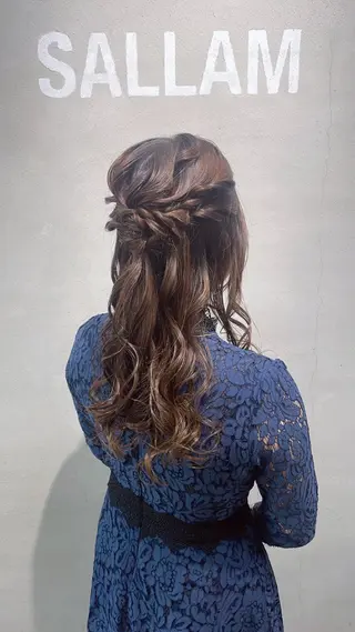 セミロング ヘアアレンジ Sallam Maenakaのヘアスタイル