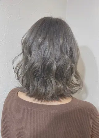 ミディアム カラー 💜 MINORI💜のヘアスタイル