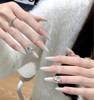 ネイル Anh Nail 歌舞伎町のネイルデザイン