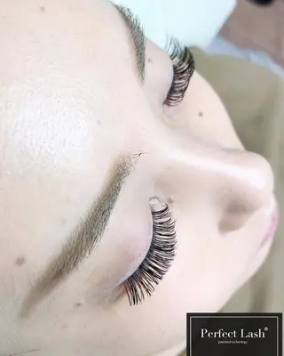 マツエク・マツパ alchemy workzの眉毛・アイブロウイメージ