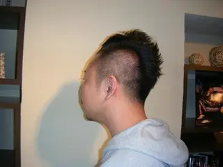 ショート メンズ サンフラット所属・岡林 選のヘアスタイル