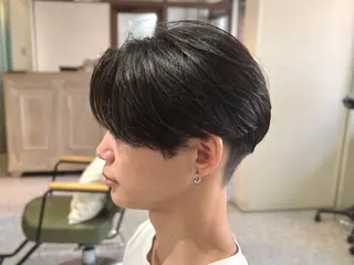 メンズ 男の理想を叶える🔥 メンズパーマ特化｜関のヘアスタイル