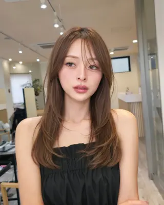 セミロング amber池袋所属・徳本 駿太のヘアスタイル