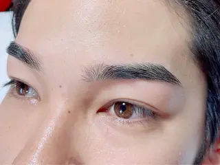 アイブロウ private salon eyes所属・アイブロウリスト いるのマツエク・マツパデザイン