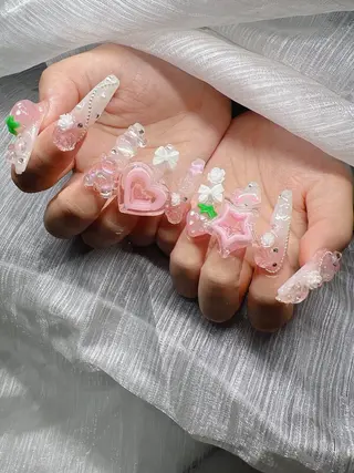 ネイル Lee Nailsのネイルデザイン