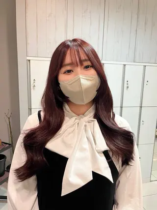 ロング カラー ヘアアレンジ 生活に馴染む デザイン/鏡ゆうかのヘアスタイル