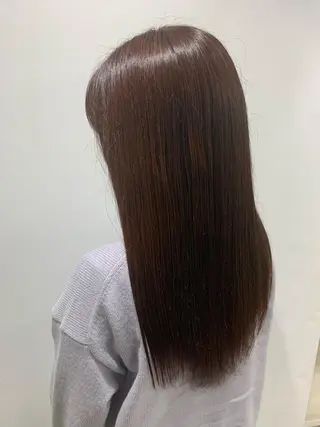 ロング 髪質改善 上品艶感カラーのヘアスタイル