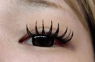 マツエク・マツパ Earth  つくば学園店所属・EARTH AYAKAのマツエク・マツパデザイン