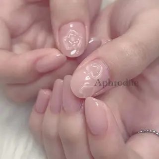 ネイル Aphrodite パラジェル認定サロンのネイルデザイン
