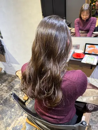 セミロング パーマ 透明感カラー/パーマ 🌀アオノのヘアスタイル