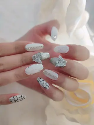 ネイル RUNWAY 　　の眉毛・アイブロウイメージ