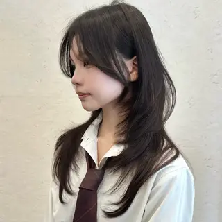 セミロング 🌹ハッシュカット、 レイヤー韓国ヘア🌹のヘアスタイル