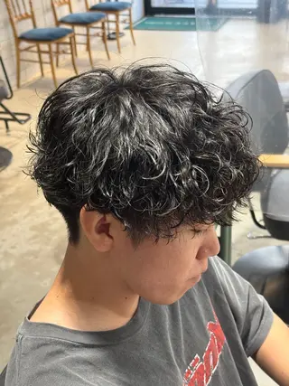 ミディアム パーマ メンズ メンズカットパーマ ✂️ JOYAのヘアスタイル