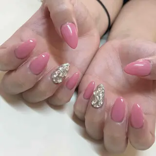 ネイル R2 予約担当のネイルデザイン