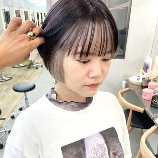 ショート カラー ♥️ブリーチ/ボブ/ レイヤー♥️maiのヘアスタイル