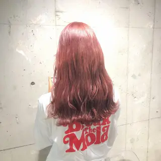 ロング ❤︎ワンホンガーリー なハイトーンヘア❤︎のヘアスタイル