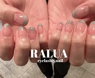 ネイル RALUA shiori🐰のネイルデザイン