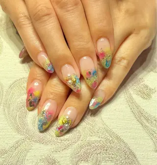 ネイル biene 鴨下愛美のネイルデザイン