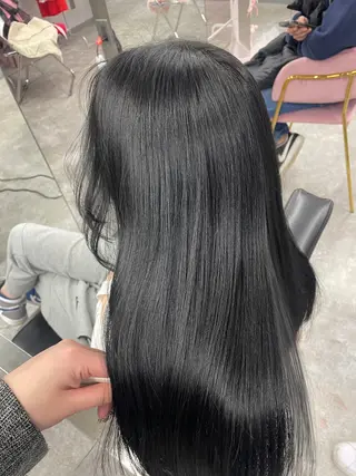 ロング koita ioriのヘアスタイル