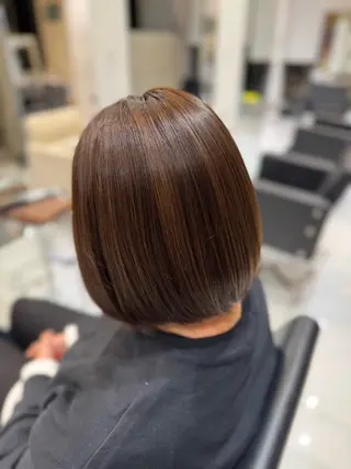 ミディアム カラー Roops所属・片山 優芽のヘアスタイル