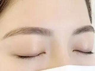 アイブロウ 🩵表参道/原宿 🪽Ito🩵のマツエク・マツパデザイン