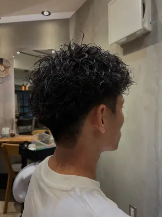 メンズ シャドウパーマ/ レイヤー/和真/新宿のヘアスタイル