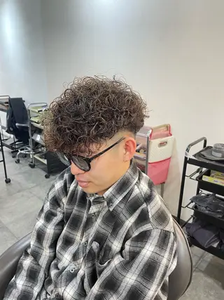 ショート パーマ Leggu所属・木田 智大のヘアスタイル