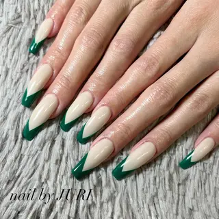 ネイル NEO Beauty Salon所属・𝐍𝐄𝐎 𝐉𝐔𝐑𝐈のネイルデザイン