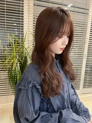 セミロング kchiara所属・yura /レイヤーカットのヘアスタイル