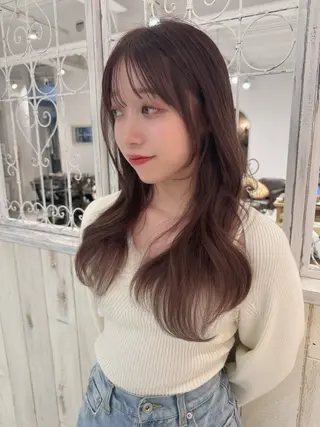 ロング カラー レイヤーカット、 大人可愛い　中村美羅のヘアスタイル