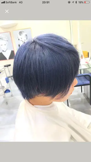 ショート カラー 三田 豪のヘアスタイル