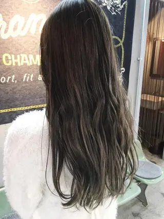 ロング カラー 代表 中島貴志のヘアスタイル