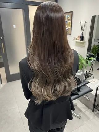 ロング カラー 髪質改善will hairdesignのヘアスタイル