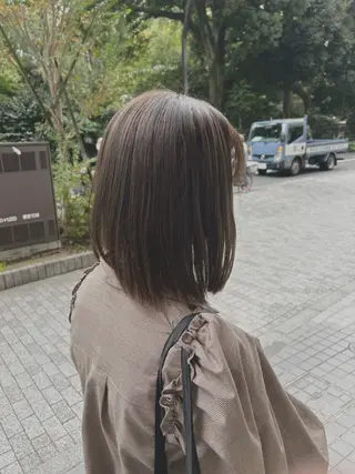 ショート カラー Elilume 代々木店所属・森山 朝陽のヘアスタイル