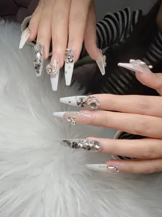 ネイル Lee Nailsのネイルデザイン