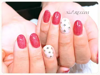 ネイル THECOLORS所属・近貞 莉奈のネイルデザイン