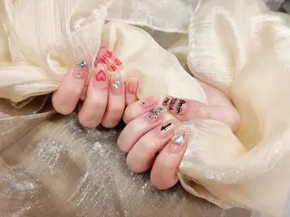 ネイル 櫻井 ナナのネイルデザイン